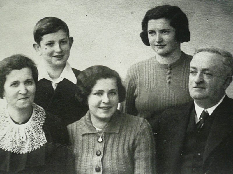 Mathilde, Jacob, Betty, Fanny, Siegmund 1937/1938